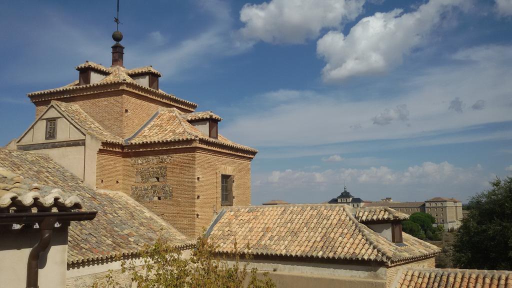 Apartamentos La Casa Del Grial Toledo Zewnętrze zdjęcie