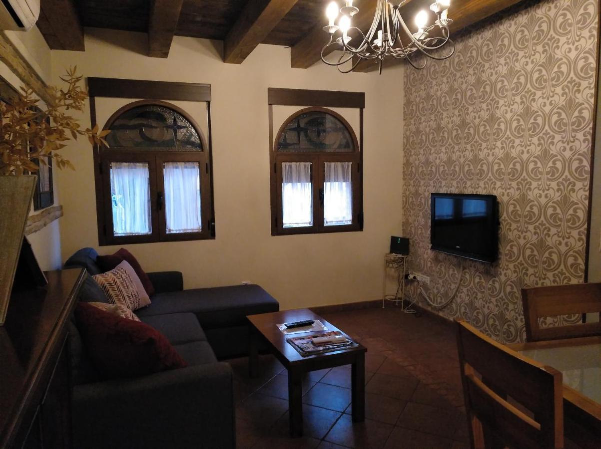 Apartamentos La Casa Del Grial Toledo Zewnętrze zdjęcie